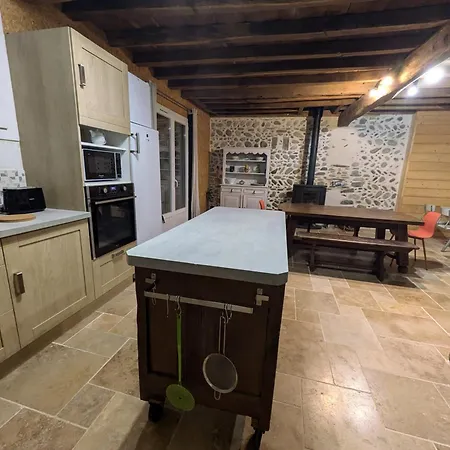 Les Pierres Qui Parlent