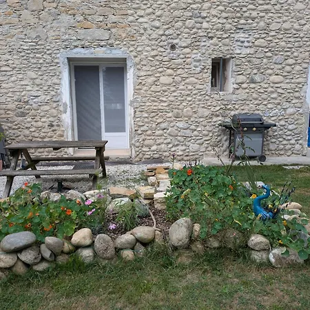 Σπίτι διακοπών Les Pierres Qui Parlent Precilhon