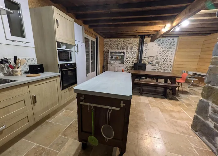 Les Pierres Qui Parlent